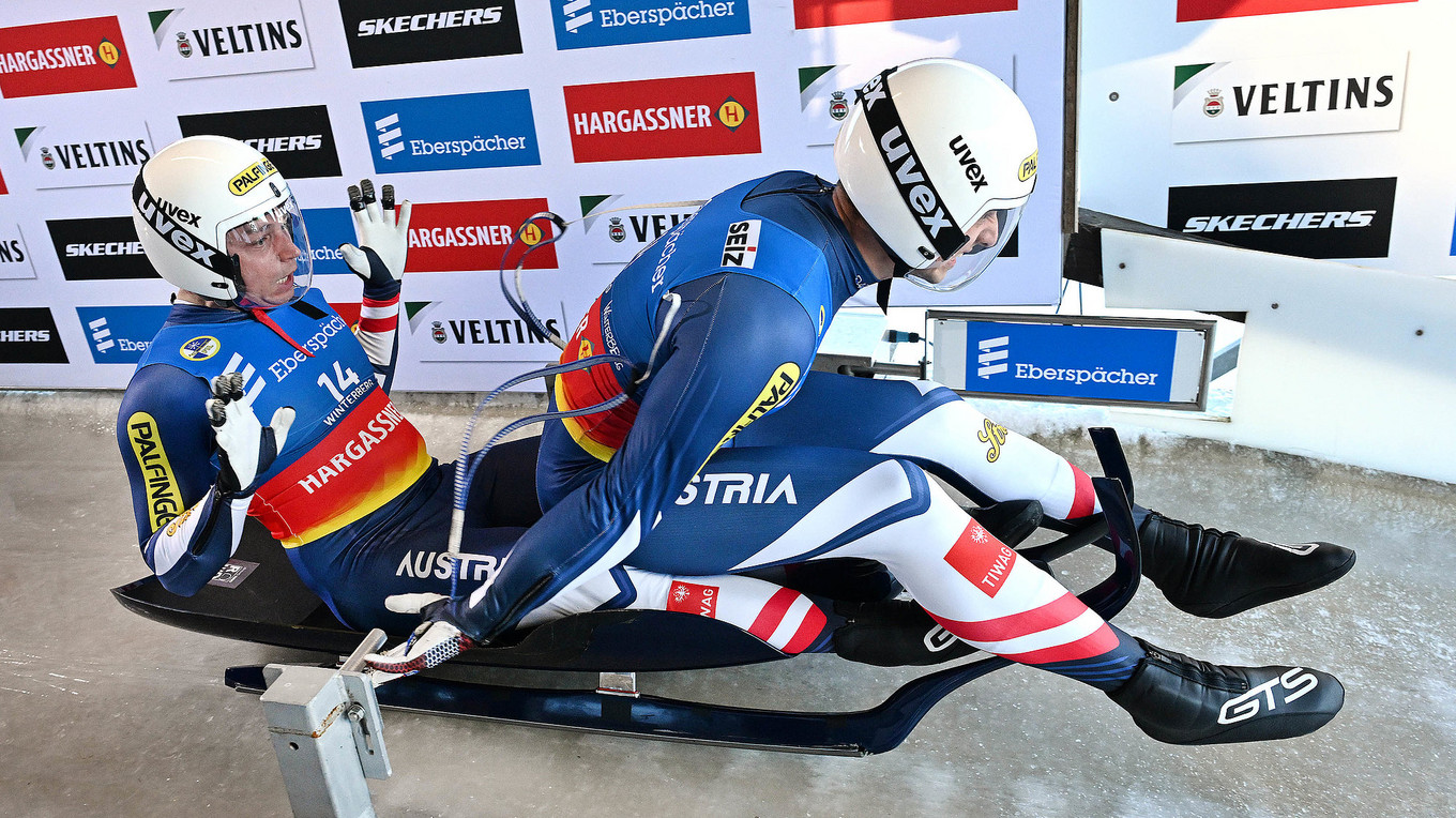 Rennrodel Veltins EisArena Weltcup Winterberg