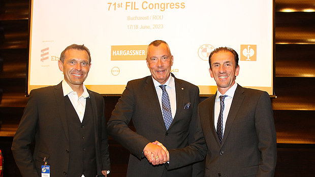 ÖRV-Generalsekretär Helmut Ruetz, FIL-Präsident Einars Fogelis und ÖRV-Präsident Markus Prock